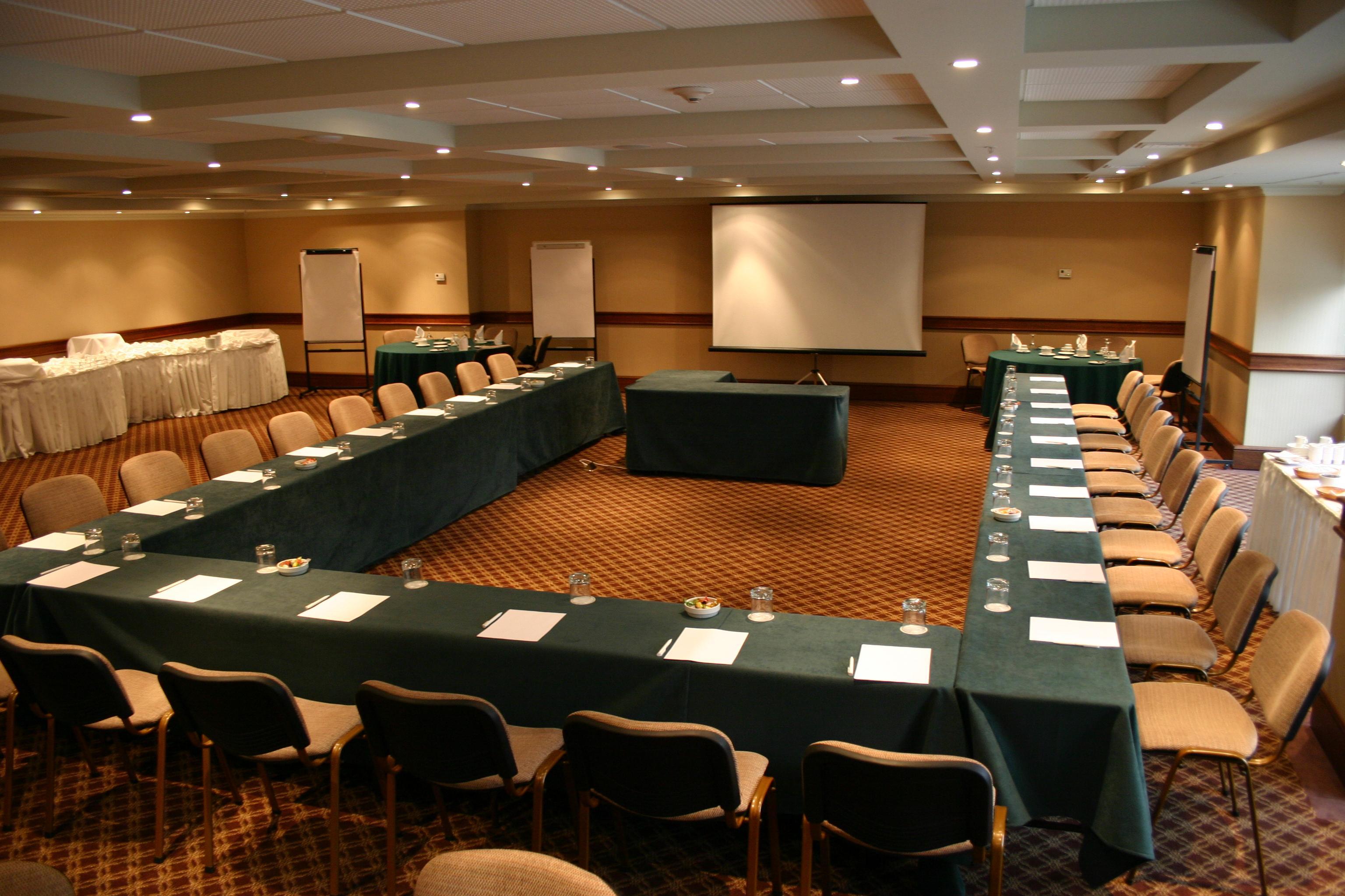 Plaza El Bosque Ebro Hotell Santiago de Chile Exteriör bild A meeting room