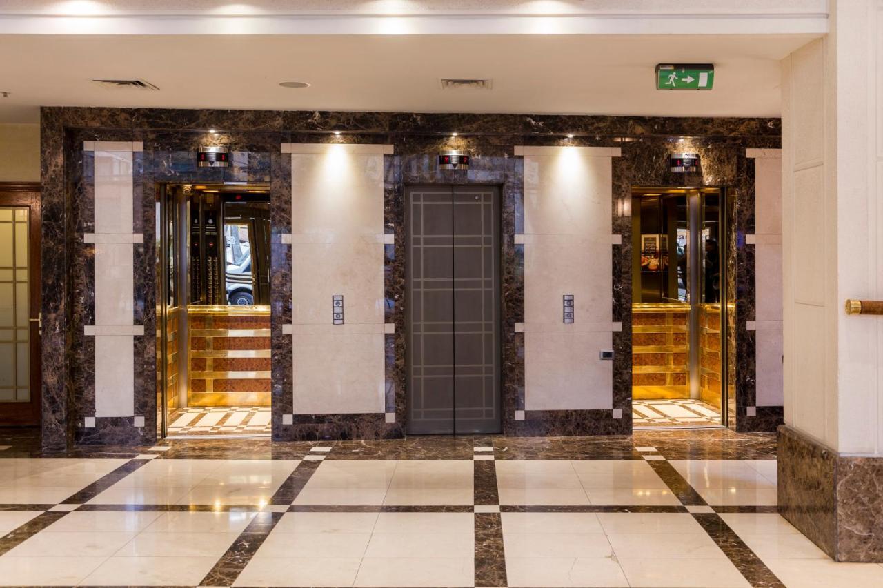Plaza El Bosque Ebro Hotell Santiago de Chile Exteriör bild Elevators at the hotel